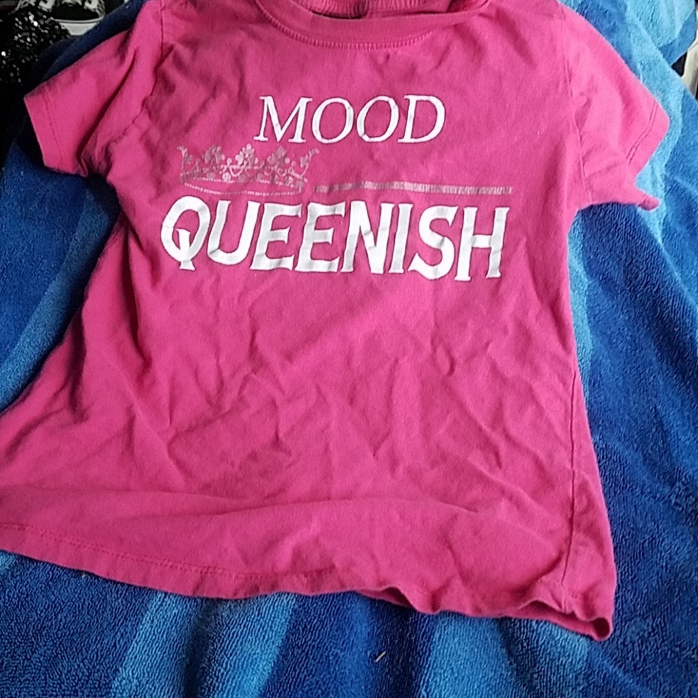 Graphic pink T
